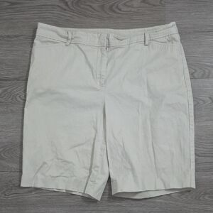 Talbots Cream Women's Bermuda Shorts
